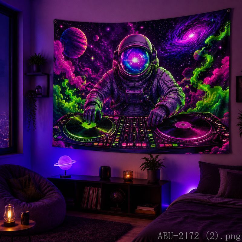 سجادة جدارية بتصميم رائد فضاء  - مراجعة Esports Gaming Bar وسعره